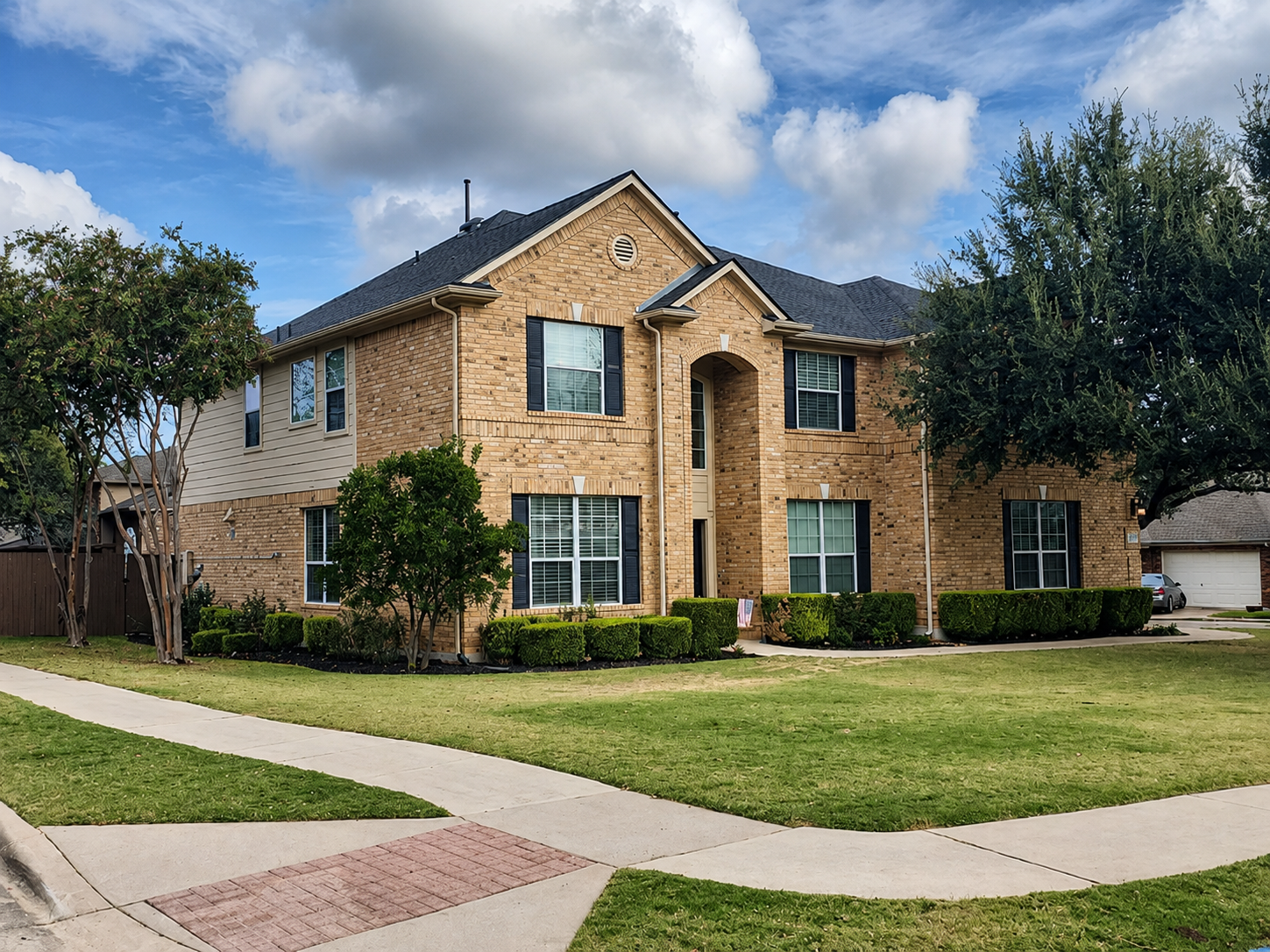 driftwood-builders-roofing-home.png